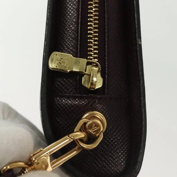 LOUIS VUITTON Taiga Baikal Clutch Bag Acajou M30186 LV Auth 139252 - Picture 8 of 16